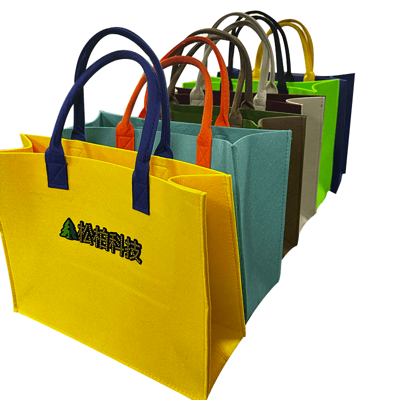 Felt Handbag with Heat-Transfer Label